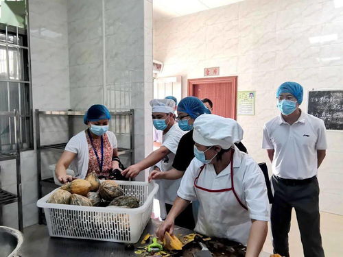 市市場(chǎng)監(jiān)管局牽頭開(kāi)展學(xué)校食堂食品安全 雙隨機(jī) 一公開(kāi) 聯(lián)合抽查工作