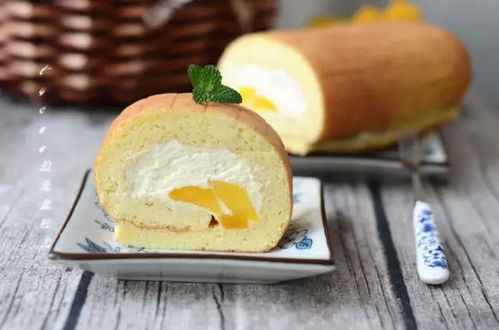 蓮花蛋糕培訓(xùn)上栗西點(diǎn)培訓(xùn)蘆溪裱花蛋糕培訓(xùn)學(xué)校甜品糕點(diǎn)點(diǎn)心制作芒果瑞士卷