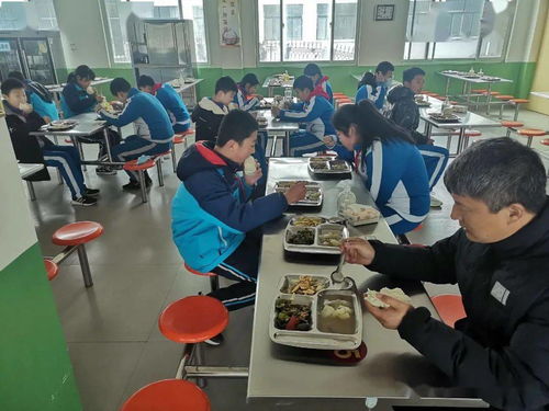 校長陪我一起用餐 淄博各個校園陪餐落實情況怎么樣 快來瞧瞧