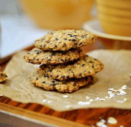 健康烘焙新選擇 上海西點學校教你制作黑芝麻燕麥餅干